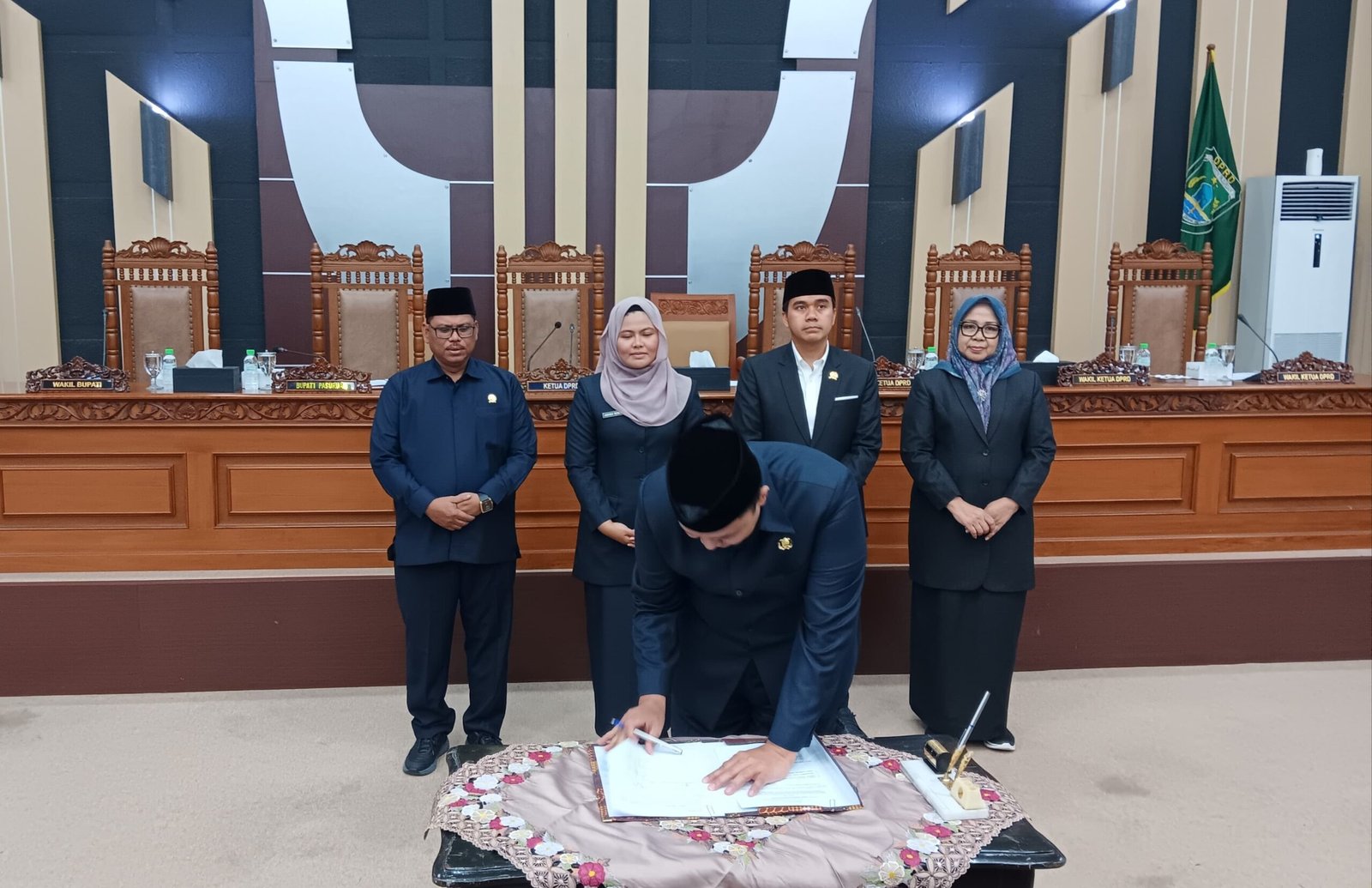 DPRD Kabupaten Pasuruan Mengesahkan Perubahan APBD 2025