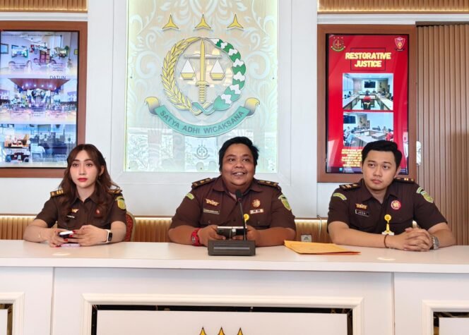 
					Kemenangan Hukum untuk Desa Warungdowo: PN Bangil Tetapkan Kepemilikan Tanah Kas