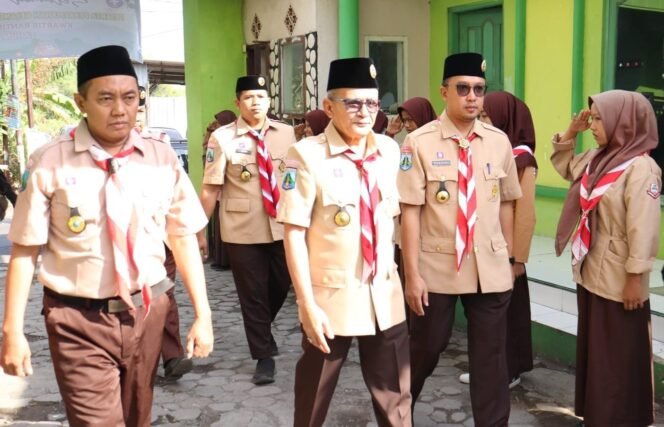 
					Wakil Bupati Pasuruan Hadiri HUT Pramuka ke 64 di MTs – MA Ma’arif Rembang Pasuruan