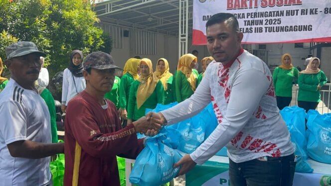
					Semarak HUT ke-80 RI, Lapas Kelas IIB Tulungagung Gelar Bakti Sosial untuk Warga Sekitar