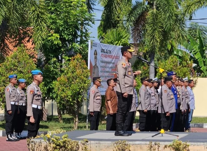 
					AKBP Wahyudin Latif Ingatkan Personel: Bijak Bermedsos, Jaga Marwah Institusi