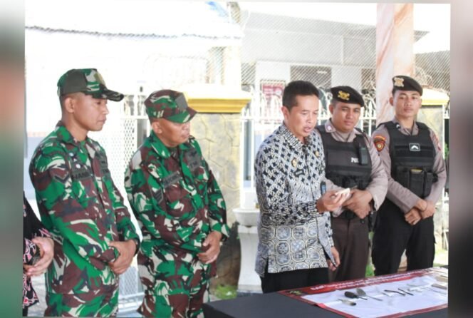 
					Sinergi Aparat, Lapas Pasuruan Gelar Operasi Gabungan Cegah Gangguan Keamanan