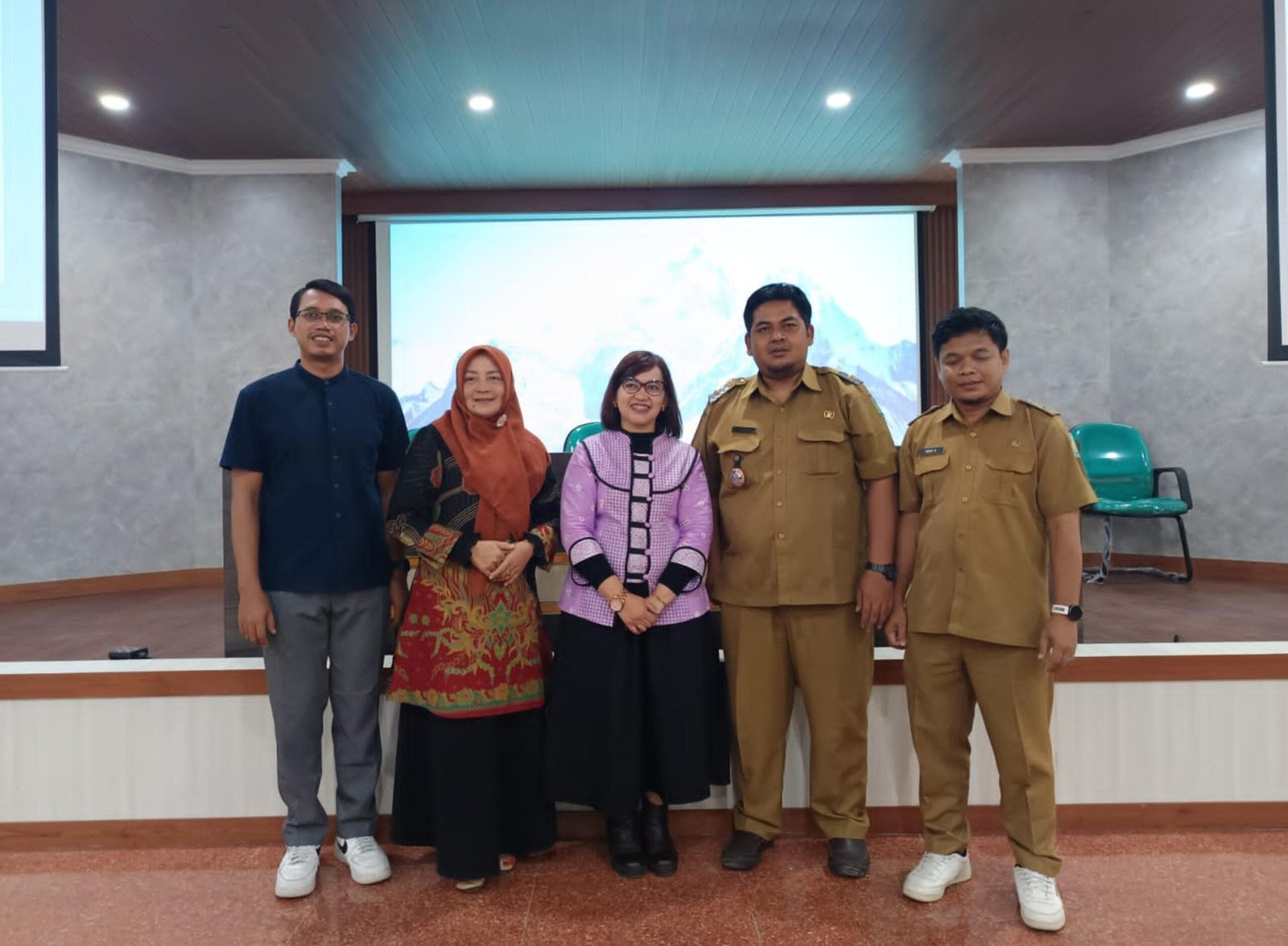 Kepala Desa Randupitu Dapat Apresiasi UM atas Inovasi Lingkungan Berkelanjutan