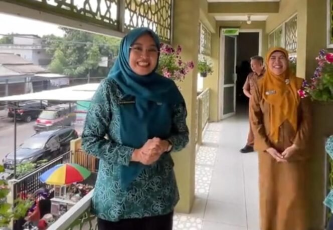 
					Ketua PKK Pasuruan Tinjau Skrining Kesehatan Gratis di Puskesmas Ngempit