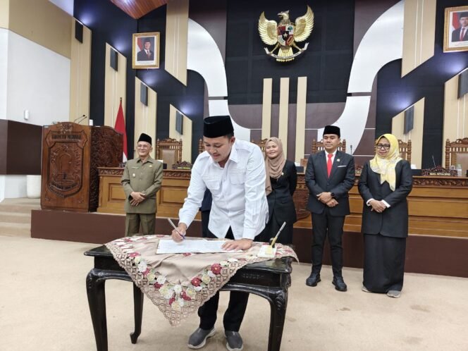 
					APBD Kabupaten Pasuruan 2026 Disahkan, Pemkab dan DPRD Sepakati Anggaran di Tengah Penurunan Fiskal