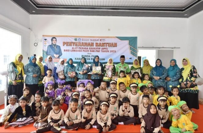 
					Bunda PAUD Pasuruan Serahkan Bantuan APE ke Empat Lembaga Pendidikan Anak Usia Dini