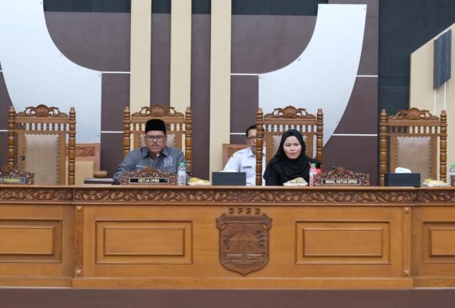 
					DPRD Kabupaten Pasuruan Ubah Susunan Dua Fraksi di Awal 2026