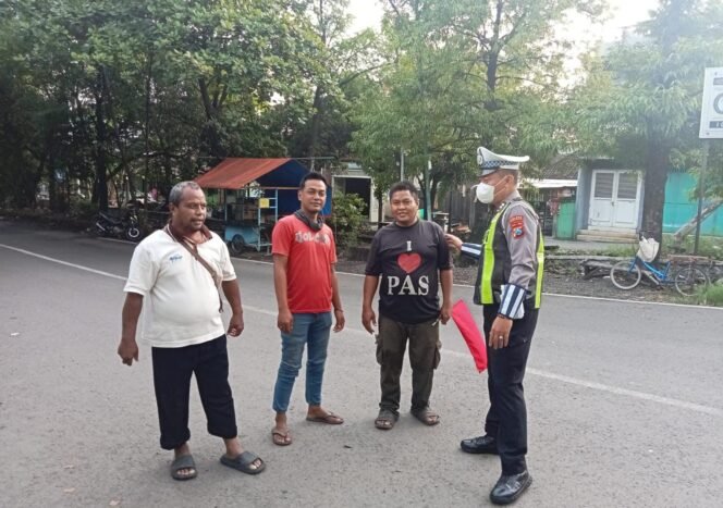 
					Satlantas Polres Pasuruan Gencarkan Program “Polantas Menyapa”