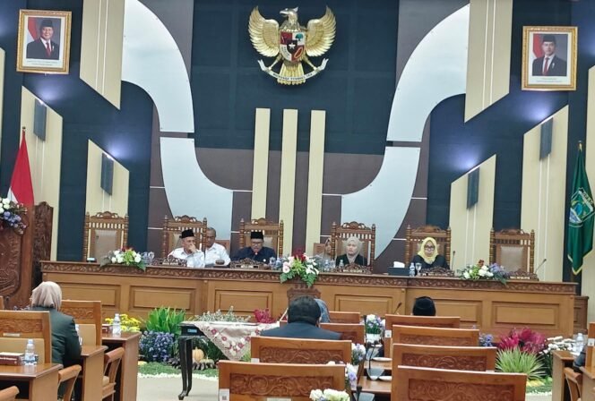 
					DPRD Kabupaten Pasuruan Beri Rekomendasi atas LKPJ Bupati 2025
