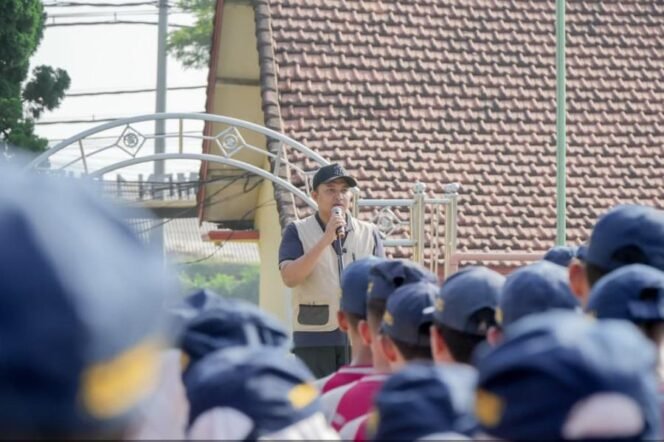 
					Bupati Pasuruan Sidak Kebersihan SMPN 1 Purwosari, Dorong Program Indonesia ASRI