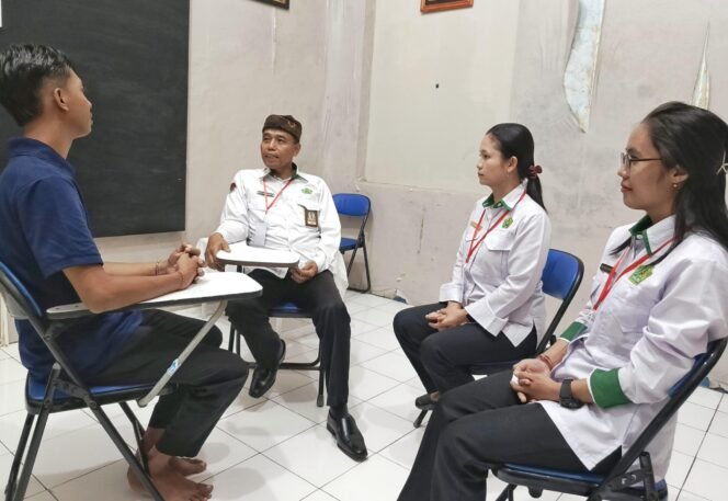 
					Bli Gede Kini Tak Lagi Beribadah Sendiri di Lapas Pasuruan