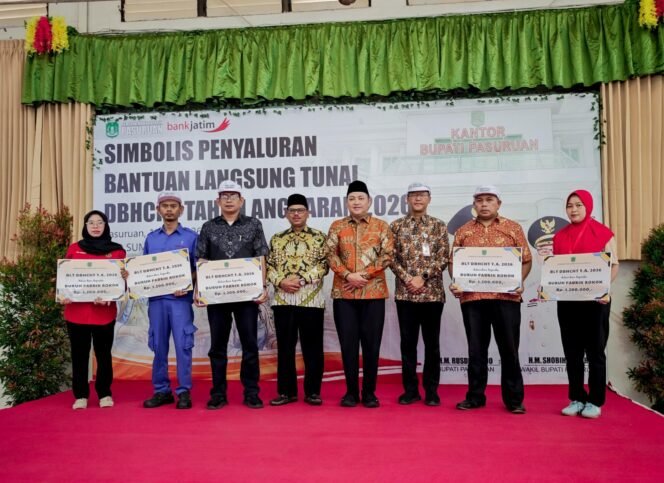 
					Pemkab Pasuruan Salurkan BLT DBHCHT Rp12,6 Miliar untuk 10.500 Buruh Rokok