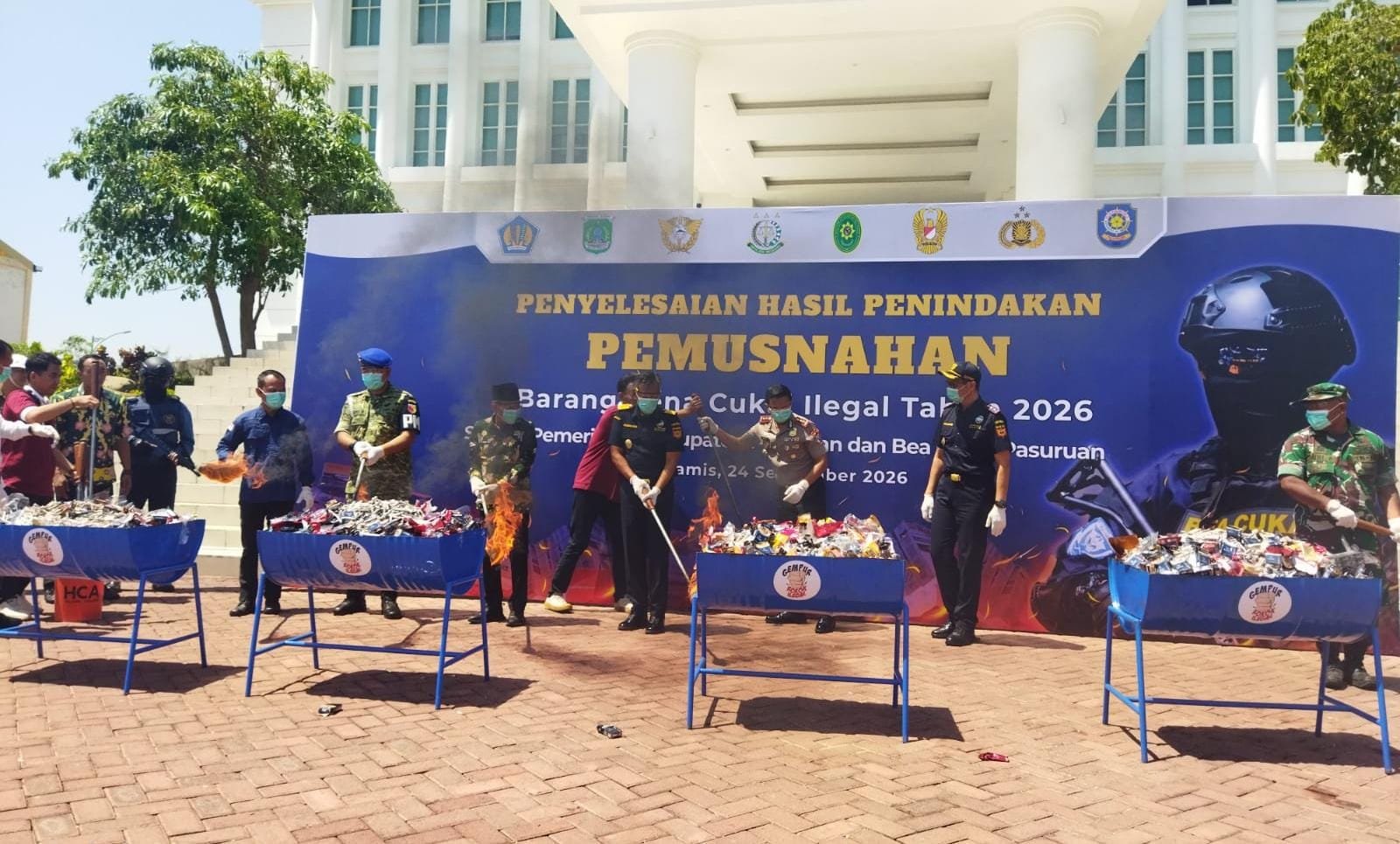 Pemkab Pasuruan Musnahkan 6,1 Juta Batang Rokok Ilegal